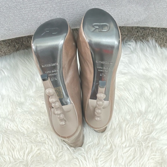 Authentic Ruthie Davis Bootie - Picture 5 of 9